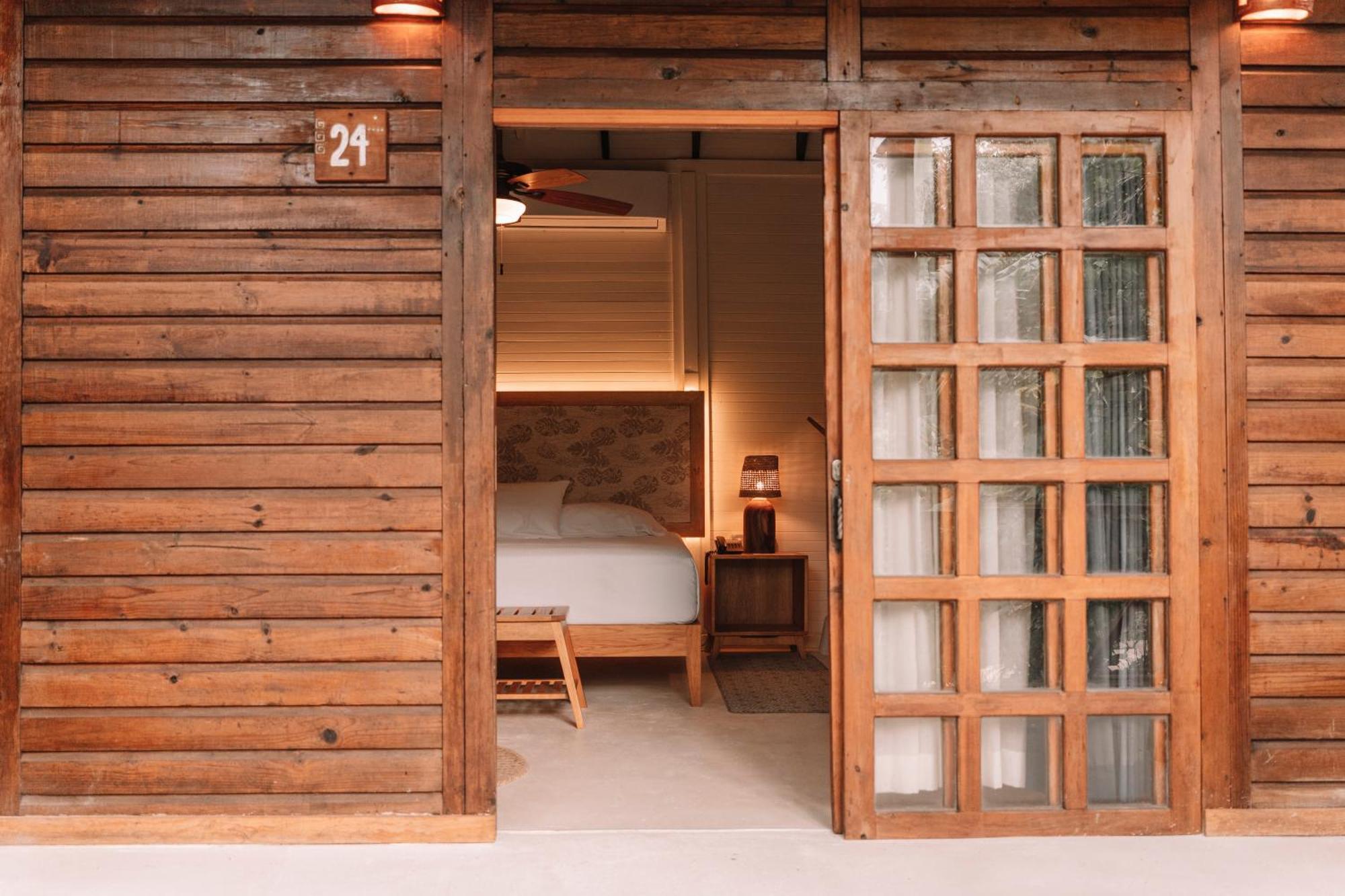 Petit Lafitte Beach Front Hotel & Bungalows Playa del Carmen Exterior foto