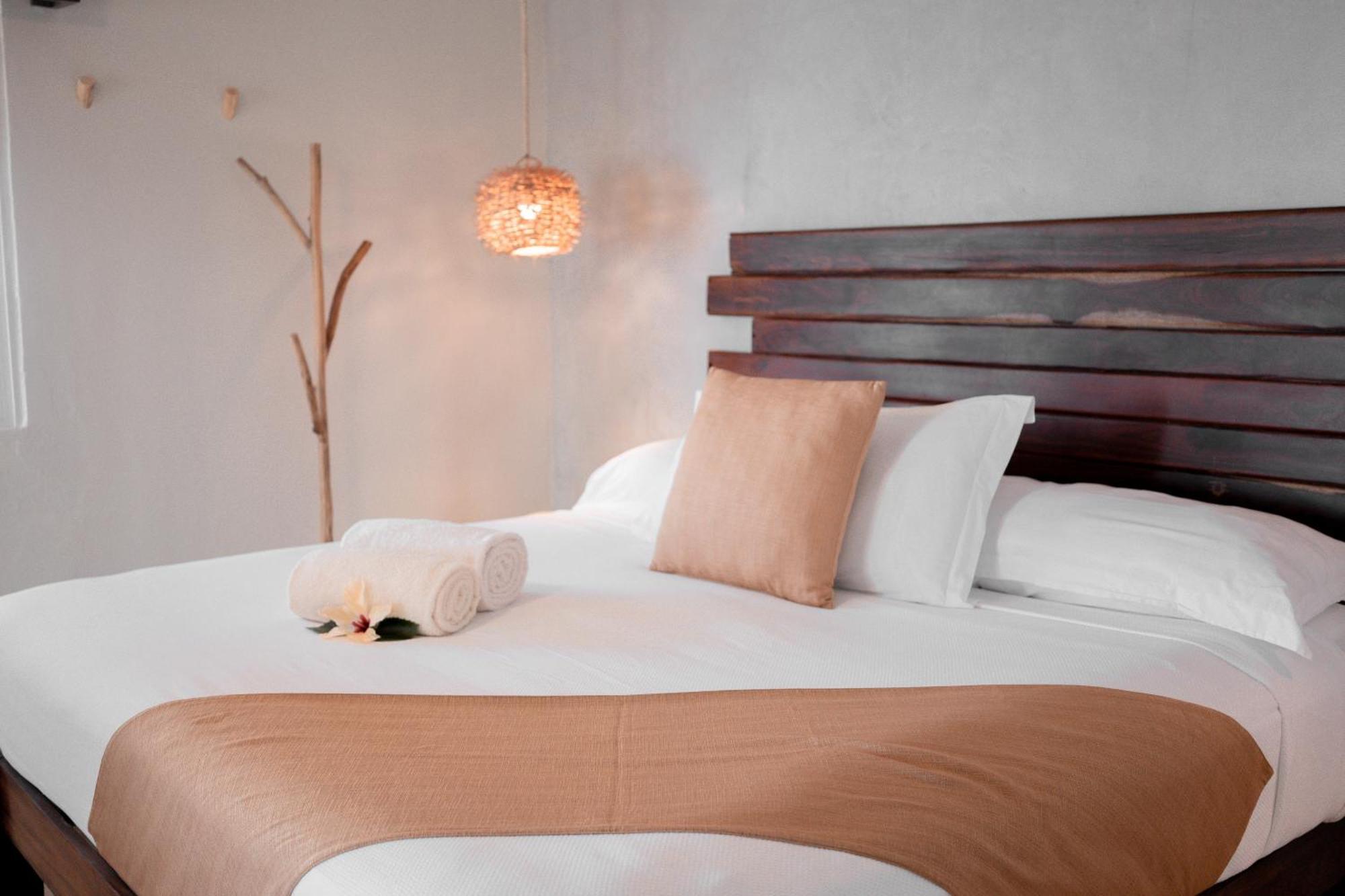 Petit Lafitte Beach Front Hotel & Bungalows Playa del Carmen Exterior foto